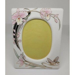 Vintage Ceramic Picture Frame Decorative Photo Frame Made in Japan 5 1/4x3 3/4